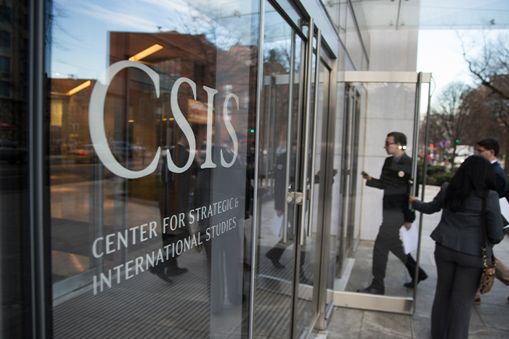 SEMO students learning together at a CSIS seminar in Washington, D.C.