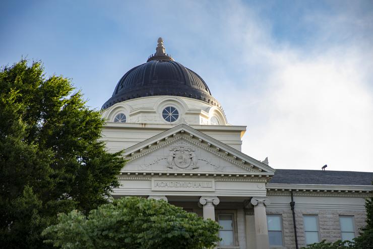 The dome and exterior of SEMO’s Academic Hall in summer.