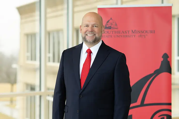 a professional portrait of Dr. Hodson, president of southeast missouri state university