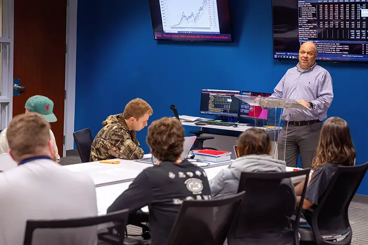 a SEMO business class takes place in the Finance Lab in Dempster Hall