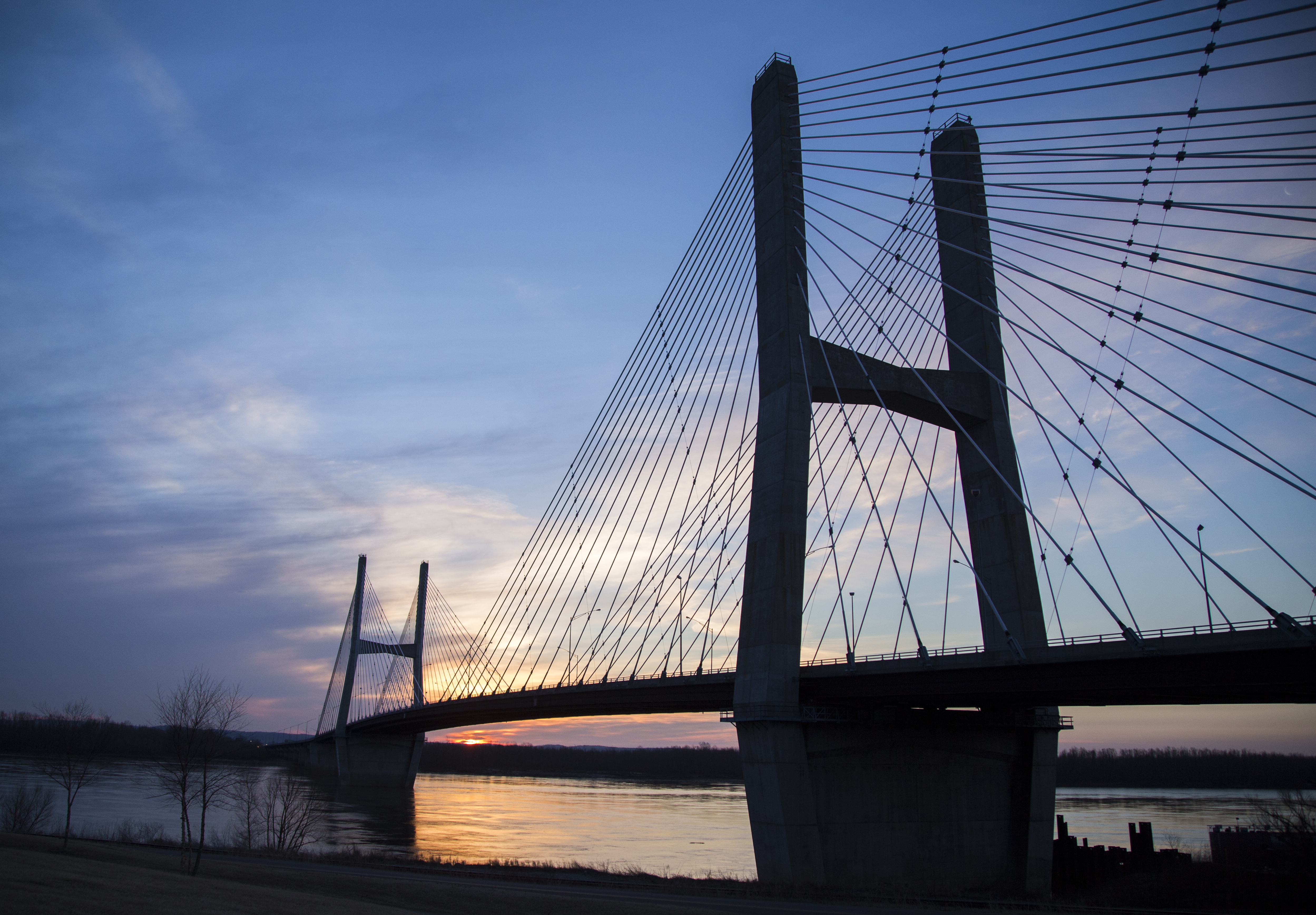 Cape Girardeau bridge at sundown