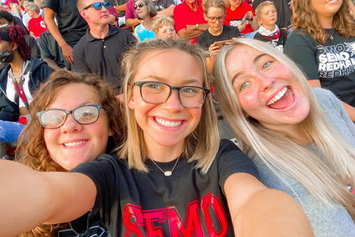 Erica and friends attend a SEMO football game.