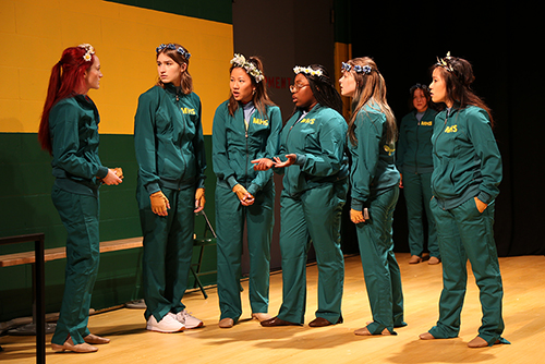 Group photo of all the actresses