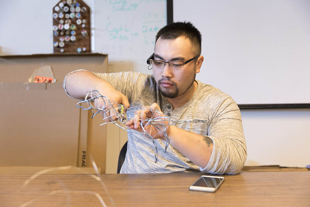 Fibers class at the River Campus of Southeast Missouri State University.