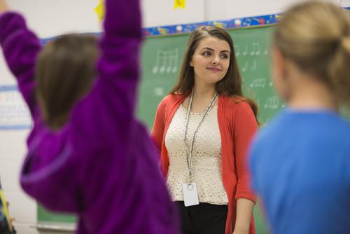 Student teacher teaching at Orchard Elementary. 