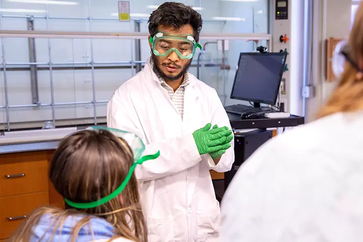 Student dances at annual Carpe Diem event 