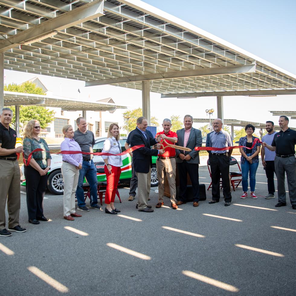 Ameren and Southeast Officials Cut the Ribbon to Commemorate Project Completion