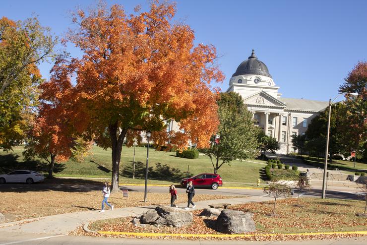Academic Hall at SEMO on a crisp fall day.