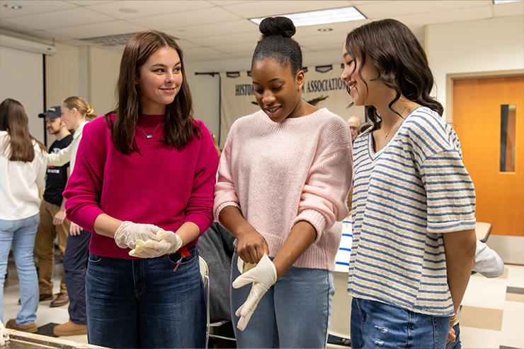 Historic Preservation Students Meeting Together and Learning about their Regional History in Southeast Missouri 