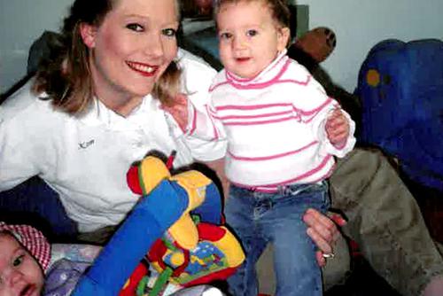 Alyssa with her mom when she was a baby