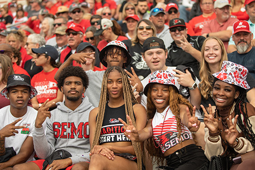 Group of students smailing at the camera 