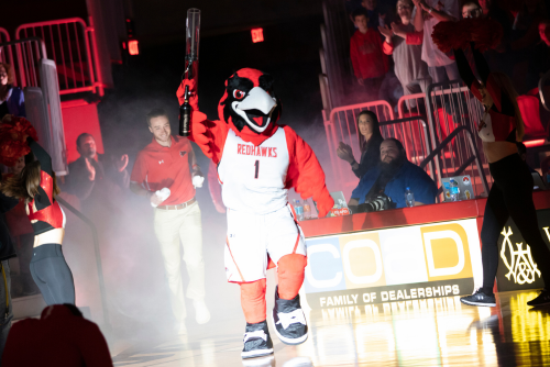 Rowdy shows off his new look at a basketball game in 2019.