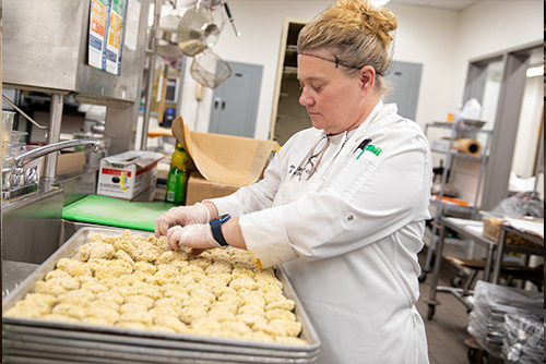 SEMO Dining preping food for the 150 Ball